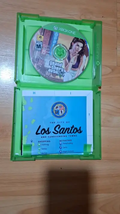 Juego Grand Theft Auto V para Xbox One - miniatura 2