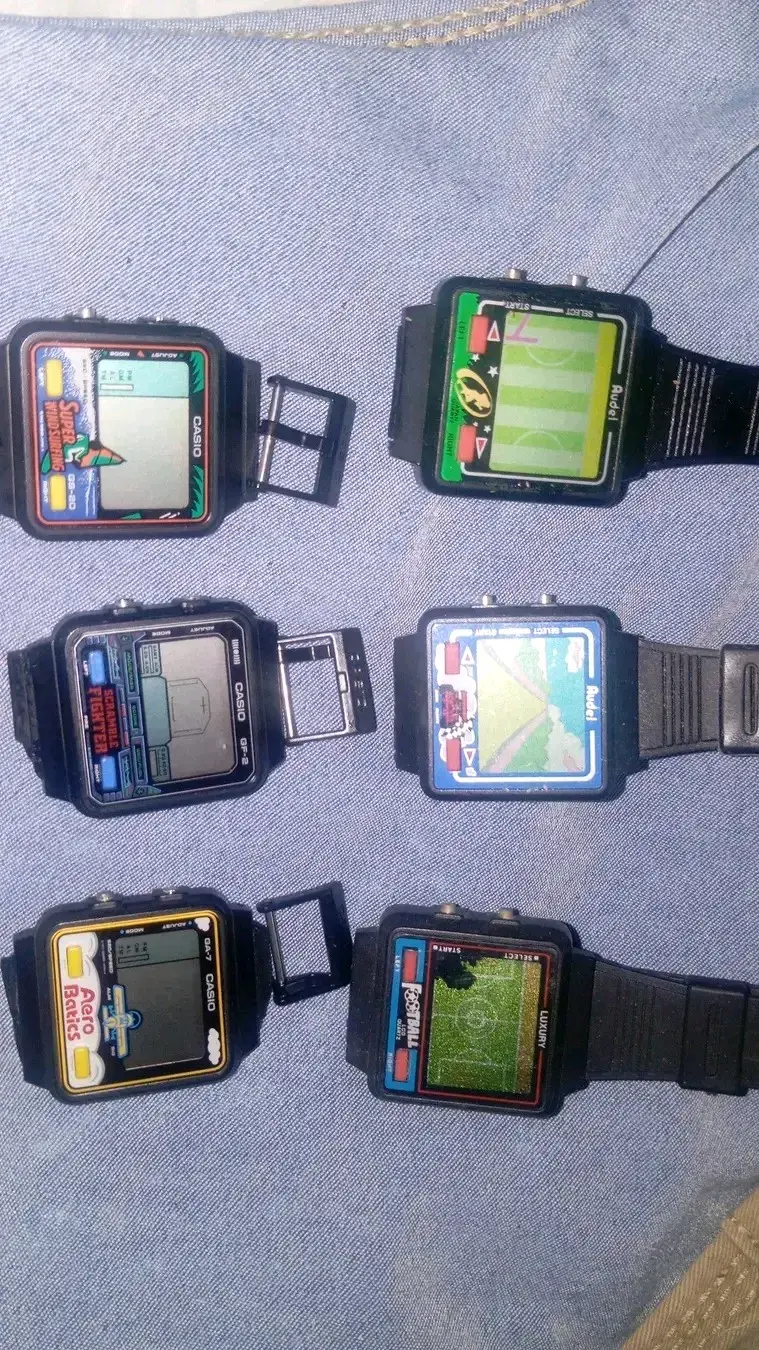 Relojes Casio vintage con juegos integrados