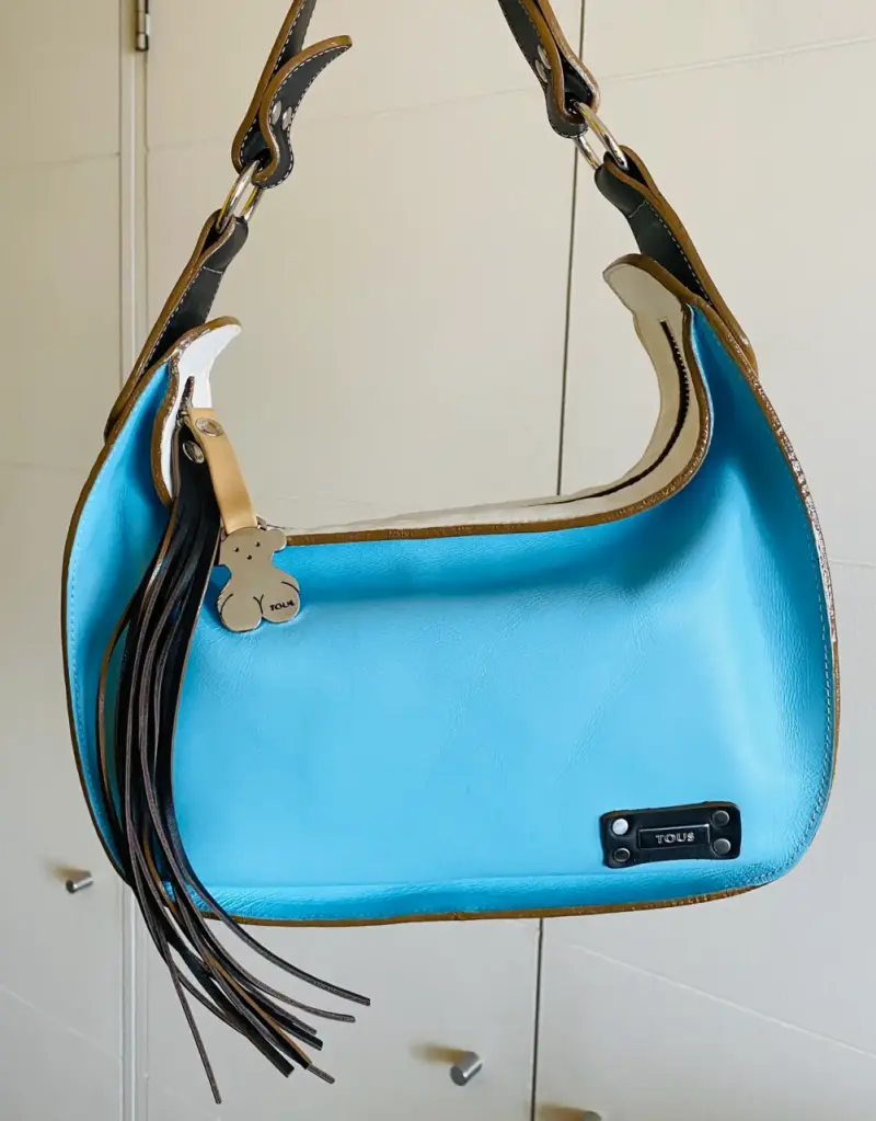 Bolso Tous bicolor celeste y dorado cuero - 2