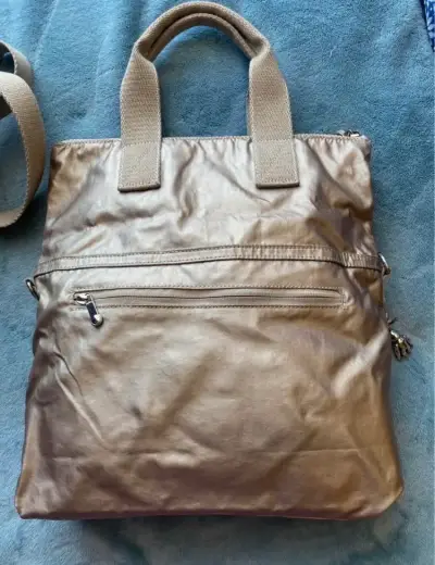 Cartera  Kipling plateado con Correa Ajustable - miniatura 2