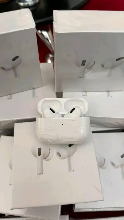 Auriculares inalámbricos con estuche de carga - miniatura 2