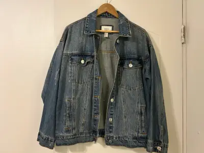 Chaqueta de mezclilla azul para mujer talla M - miniatura 1