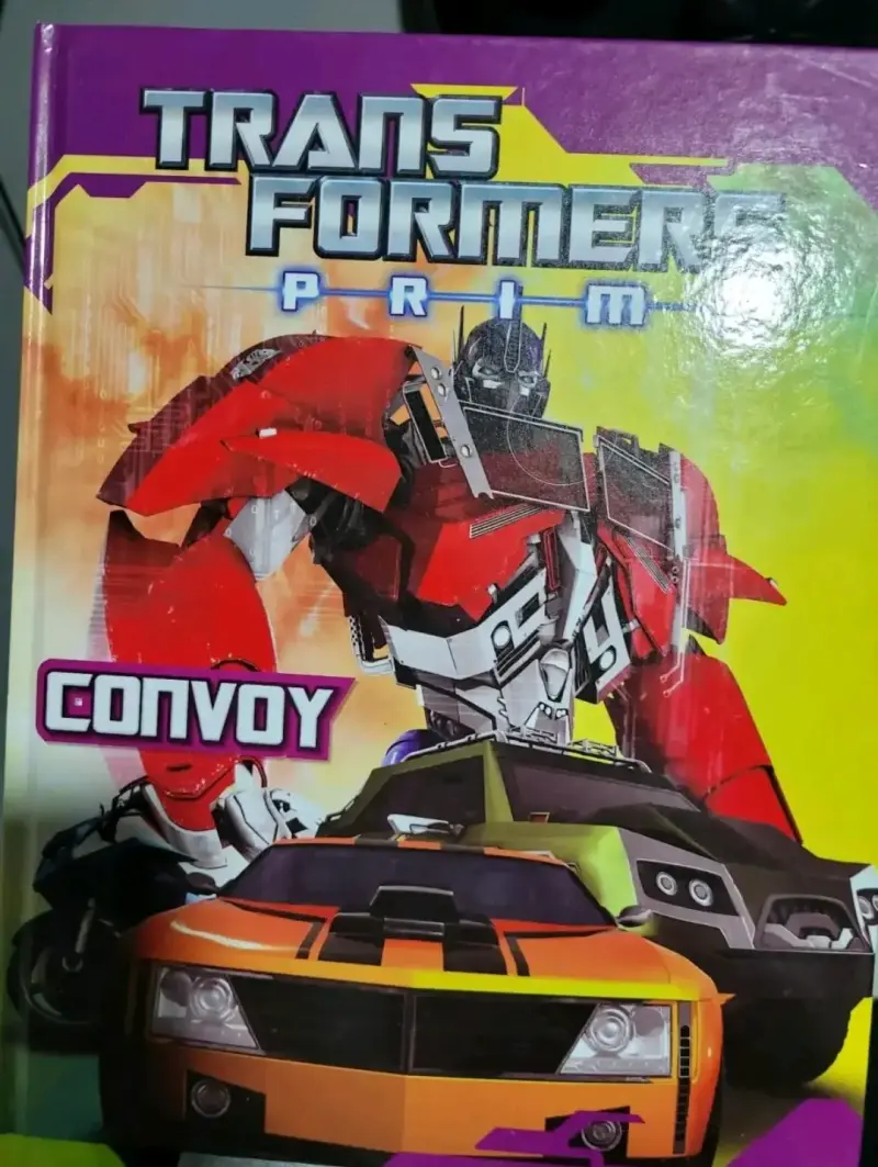 Libro serie: Transformers Prime - 2