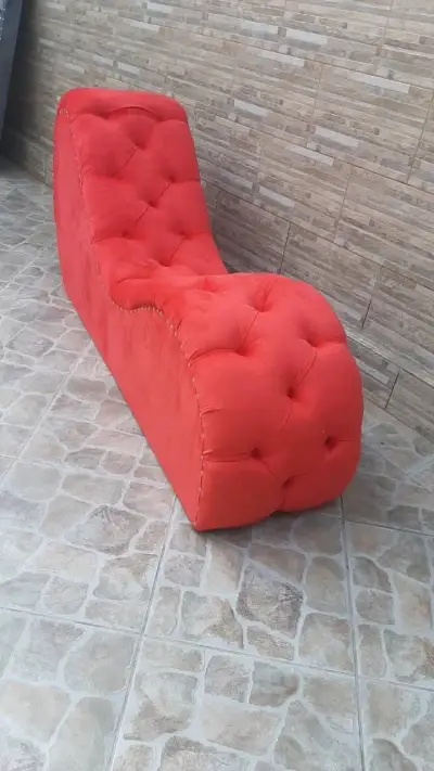 Sillón chaise longue tapizado en varios colores - miniatura 1