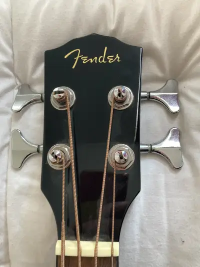 Bajo Electro Acústico Fender con ecualizador Nuevo - miniatura 3