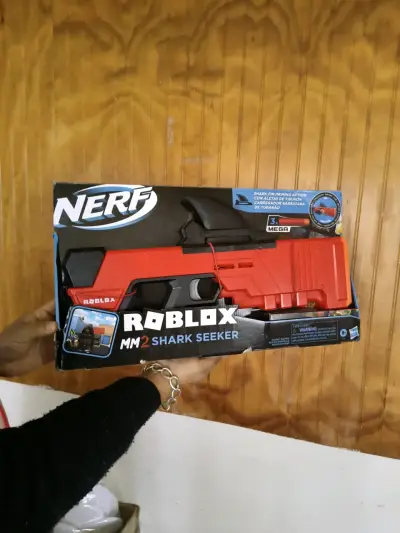 Pistola Lanzador Nerf Roblox MM2 Shark Seeker - miniatura 3