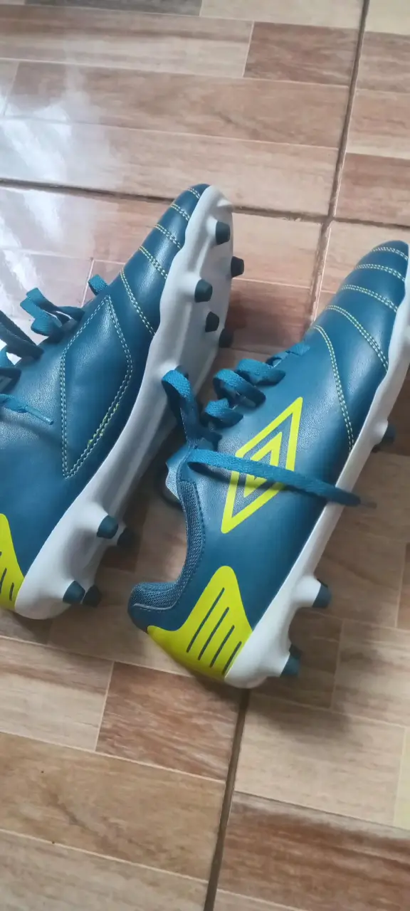 Zapatillas de fútbol Umbro azules - 2