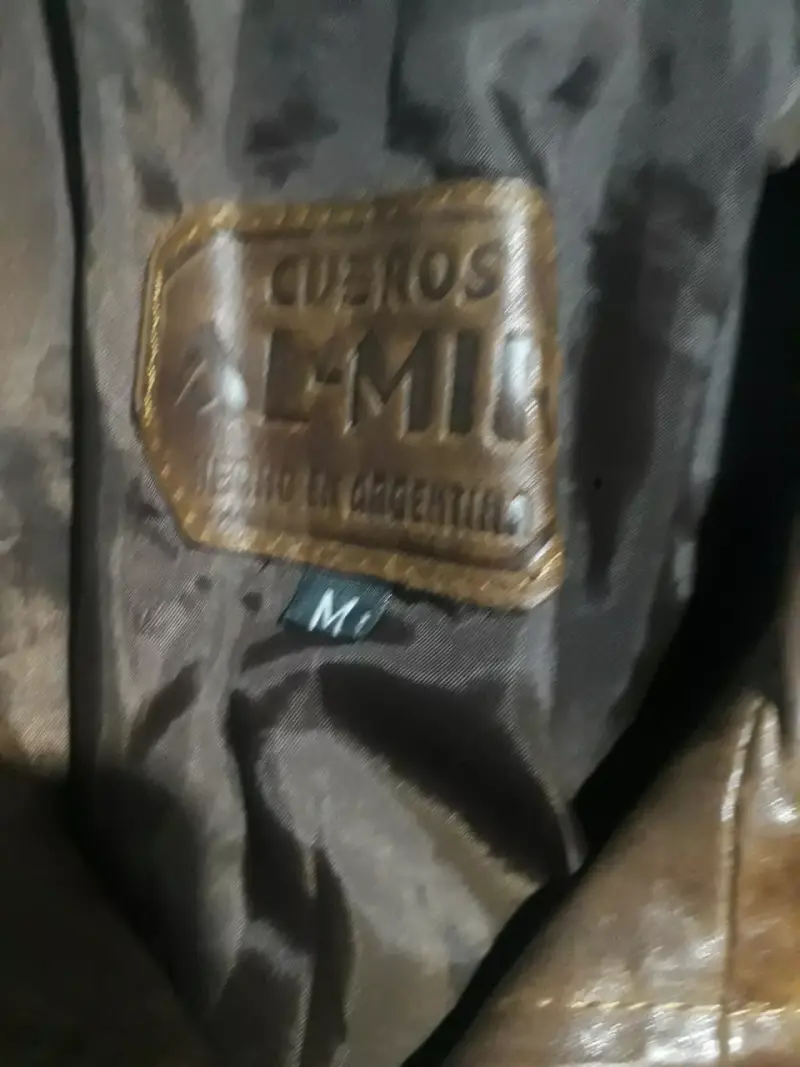 Chaqueta de cuero café  para mujer - 2