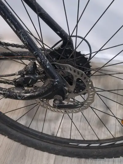 Bicicleta de Montaña con Suspensión y Frenos de Disco - miniatura 5