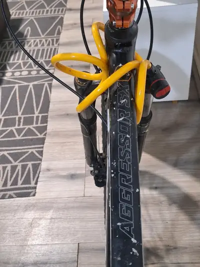 Bicicleta de Montaña con Suspensión y Frenos de Disco - miniatura 6