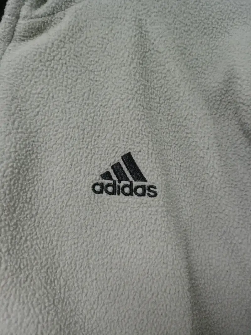 Chaqueta reversible Adidas negra y gris - 3
