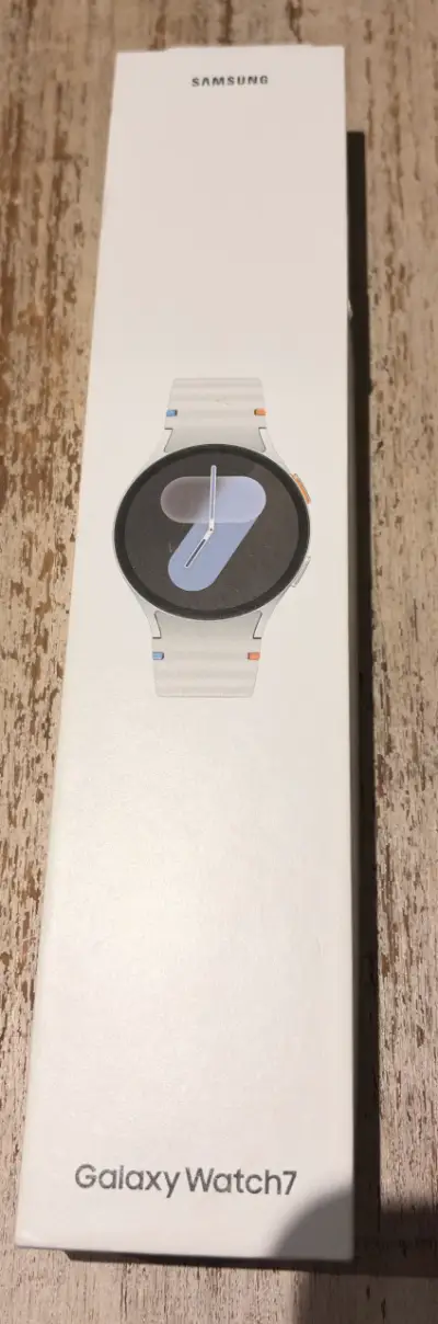 Samsung Galaxy Watch7 en caja original - miniatura 1