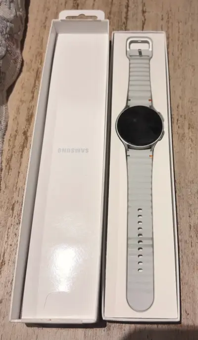 Samsung Galaxy Watch7 en caja original - miniatura 3