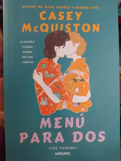 Libro 'Menú Para Dos' de Casey McQuiston - miniatura 1