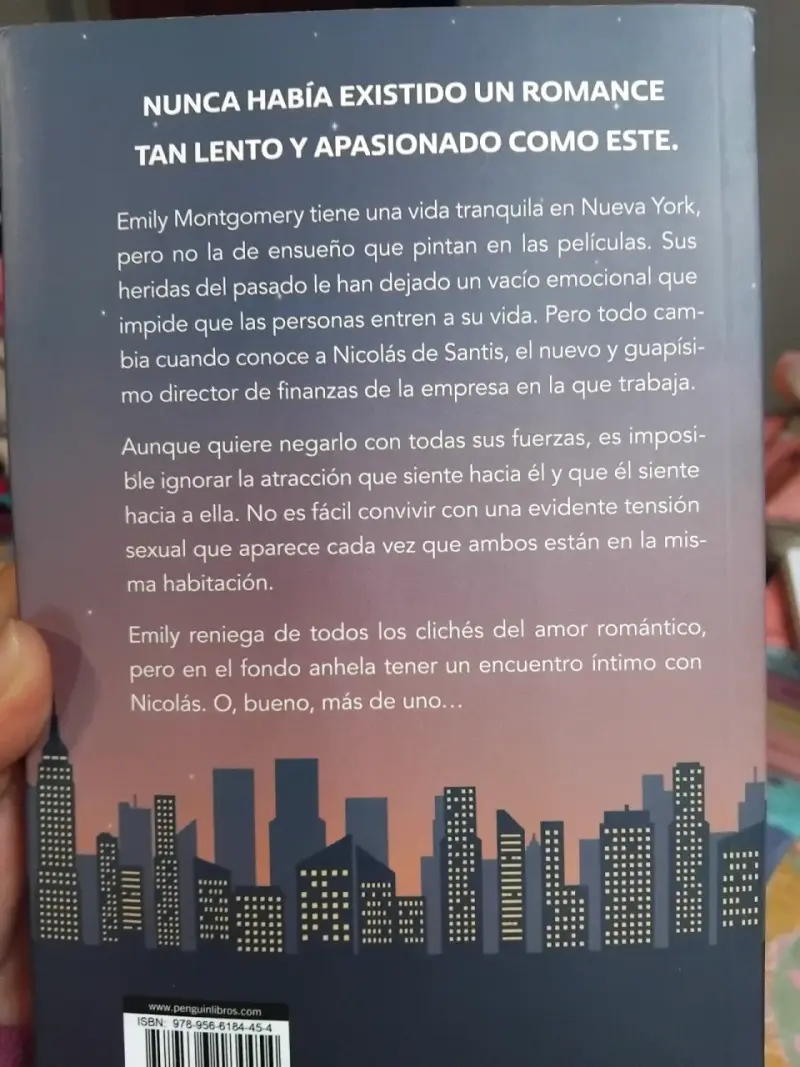 Libro 'Sin Etiquetas' de Karla Martínez - 2