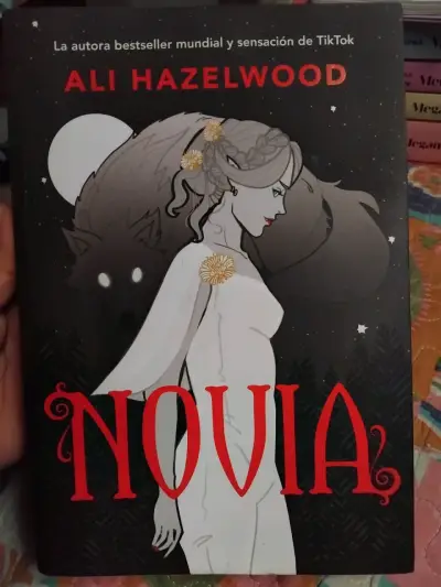 Libro 'Novia' de Ali Hazelwood - miniatura 1