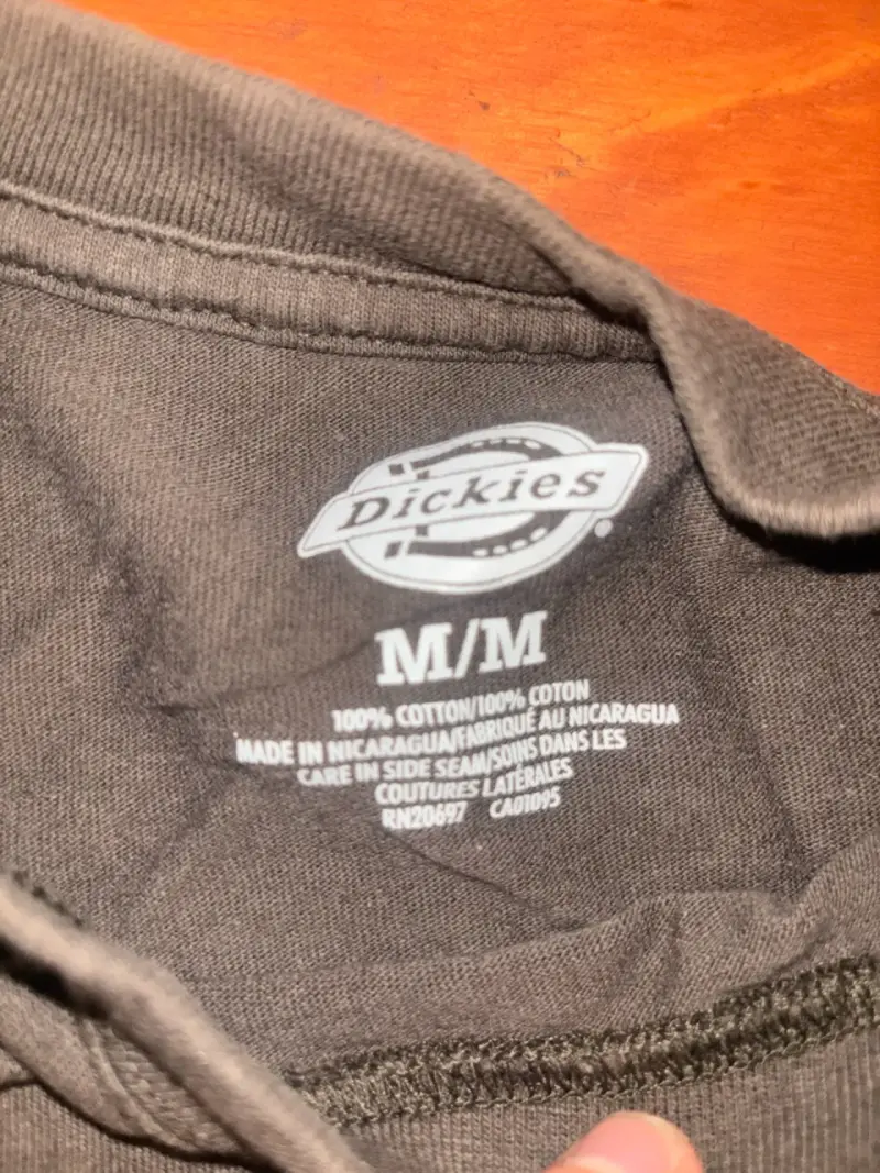 Polera cafe con bolsillo Dickies M - 2