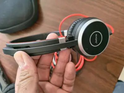 Auriculares Jabra con micrófono y control USB - miniatura 3