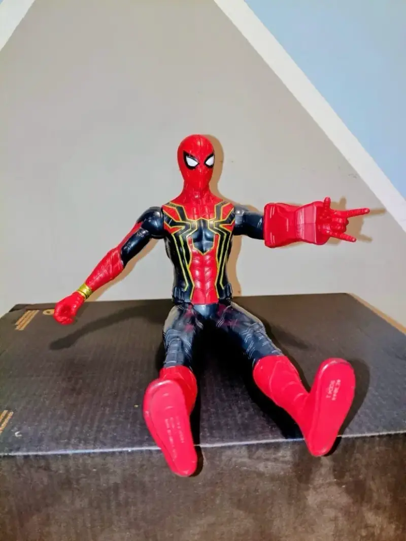 Figura de acción Spider-Man Iron Spider - 2