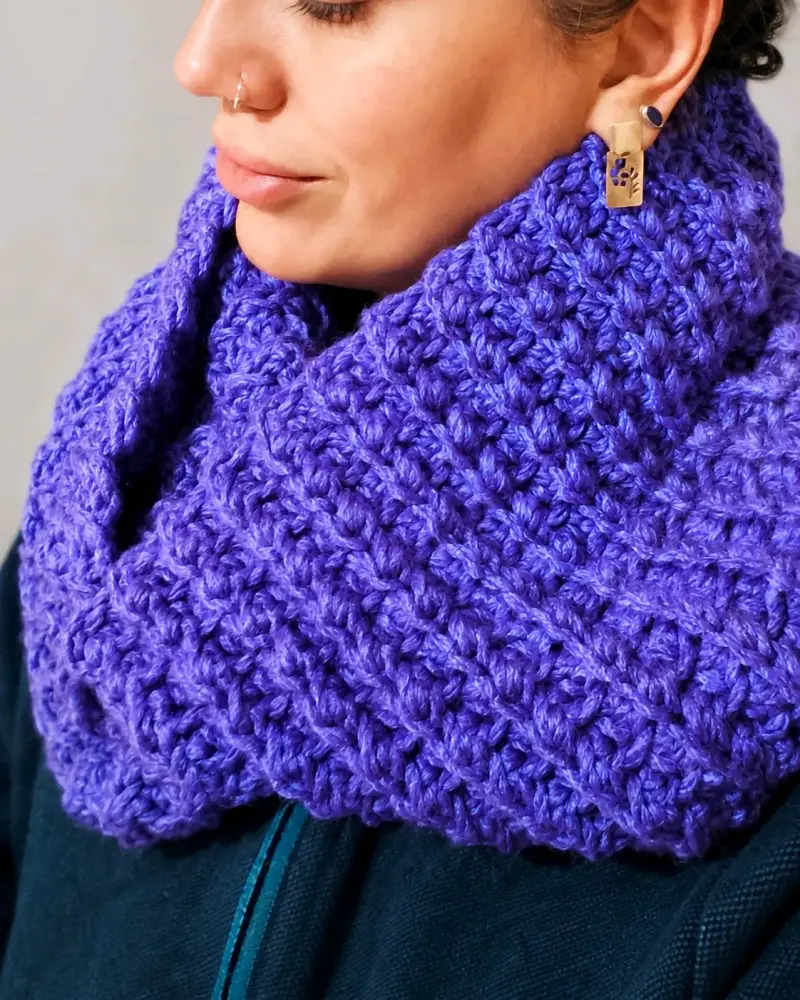 Cuello holgado de lana hipoalergénica tejida a cro - 2