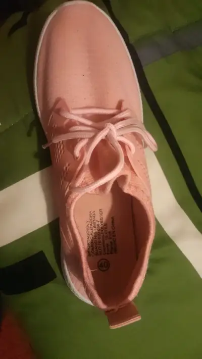 Zapatillas deportivas rosadas talla 40 - miniatura 1