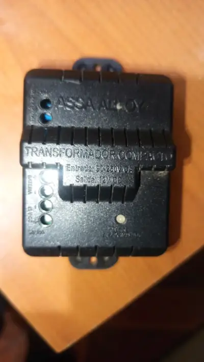 Transformador compacto Assa Abloy 12V - miniatura 1