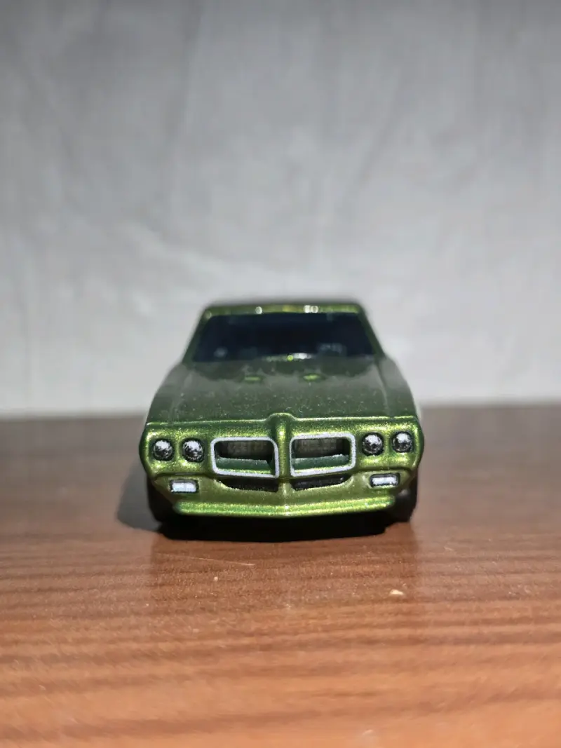 Hot Wheels Pontiac GTO Judge - 3