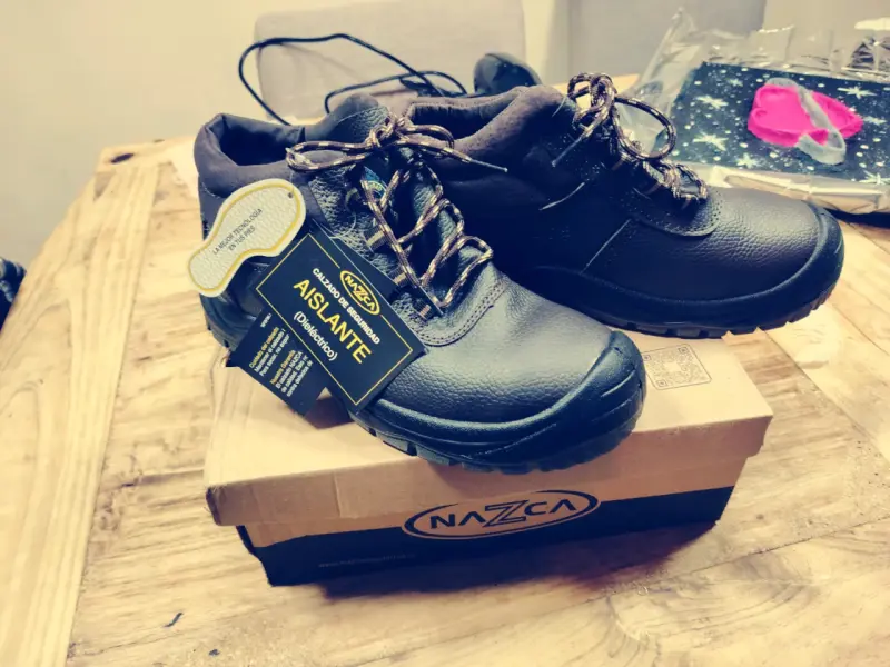 Zapatos de seguridad dieléctricos talla 42 Nazca - 2