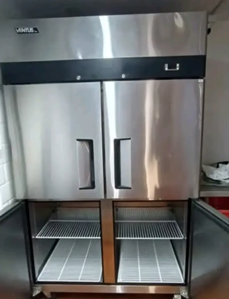 Refrigerador industrial de acero inoxidable Ventus - 1