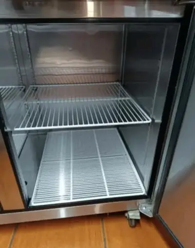 Refrigerador industrial de acero inoxidable Ventus - miniatura 3
