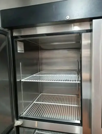 Refrigerador industrial de acero inoxidable Ventus - miniatura 4