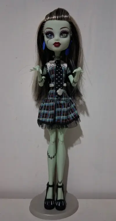 Muñeca Monster High Frankie Stein - miniatura 1