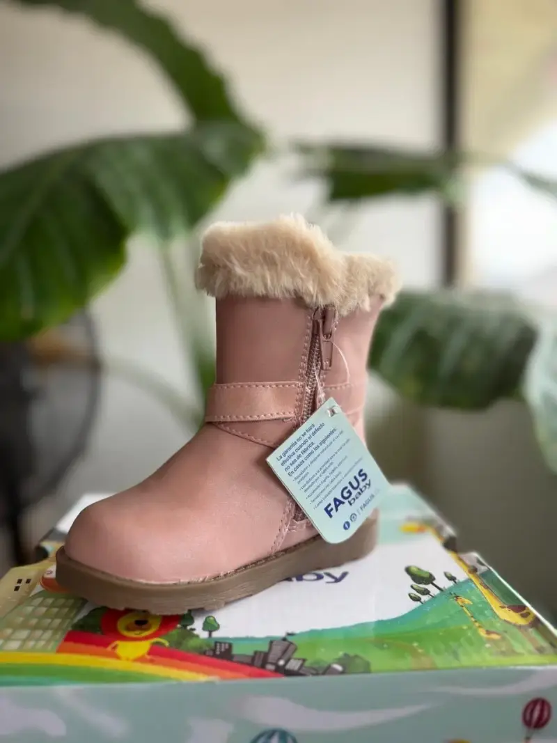 Botas de niña rosadas con forro de peluche - 2