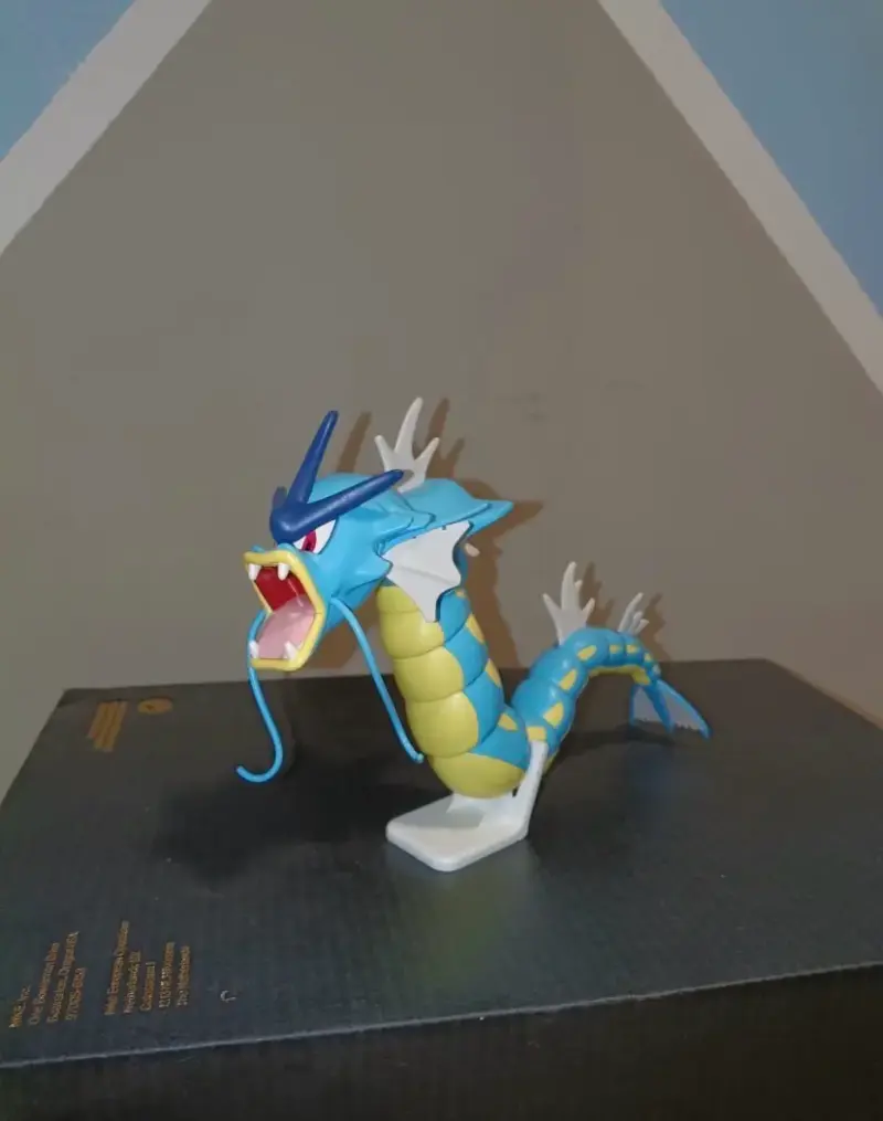Figura de colección Gyarados Pokémon Bandai - 1