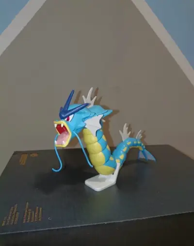 Figura de colección Gyarados Pokémon Bandai - miniatura 1