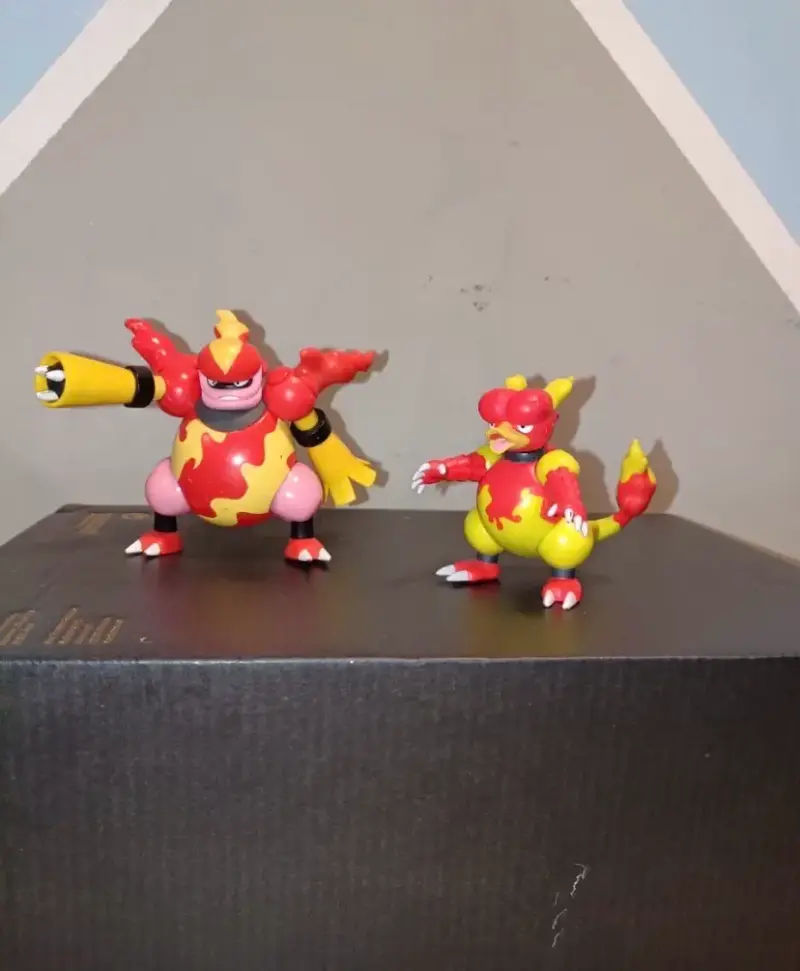Figuras de acción Magmortar y Magmar Pokémon - 2