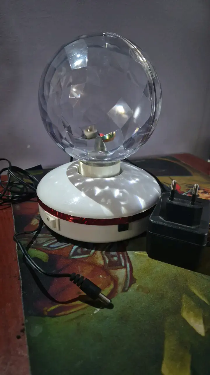Lámpara de Efectos LED Multicolor para Fiestas - 4