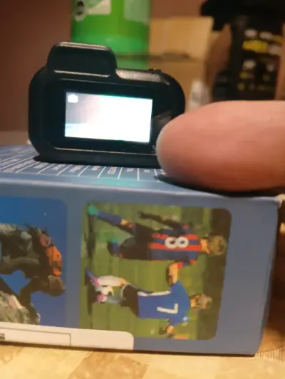 Mini Cámara deportiva compacta con pantalla - miniatura 1