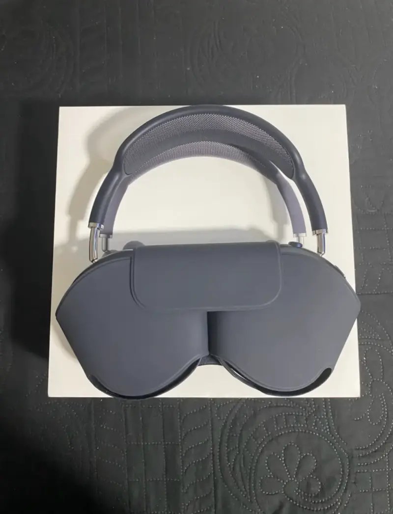 AirPods Max USB-C - 1