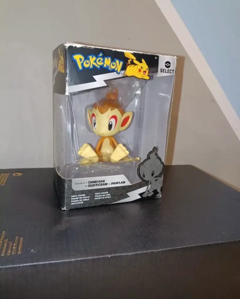 Figura de vinilo Chimchar Pokémon con caja - 2