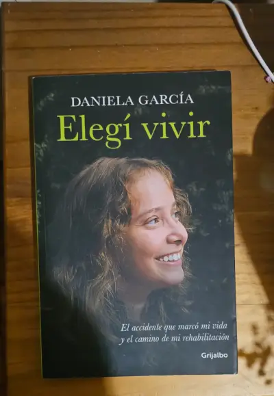 Libro 'Elegí Vivir' de Daniela García - miniatura 1