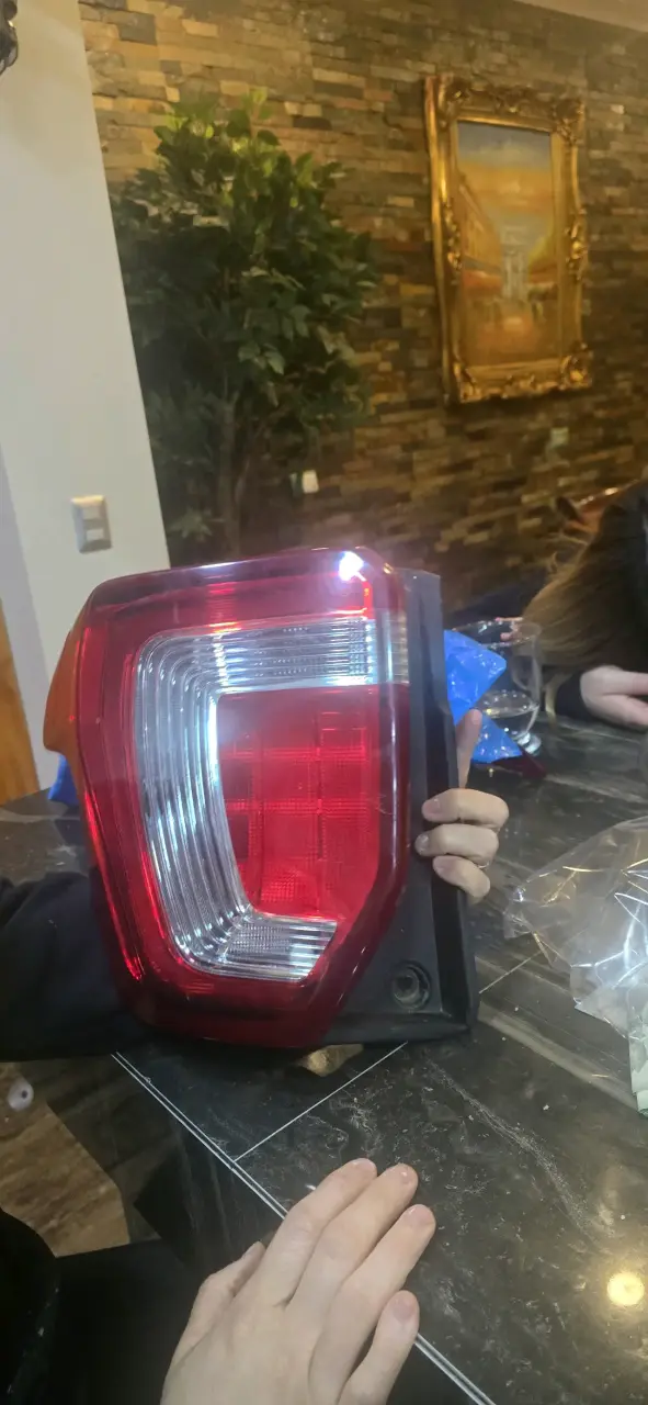 Luz trasera para Ford Explorer 2016-2019 - 3