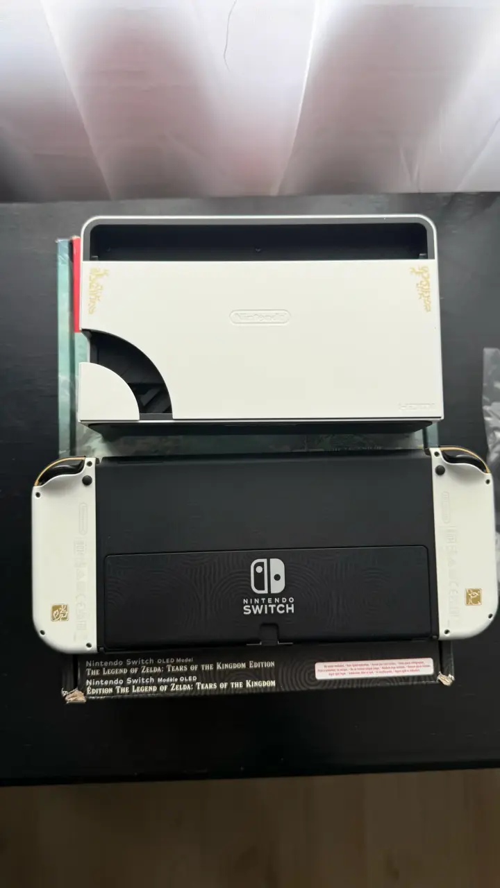 Nintendo Switch Oled Edición Zelda + Micro SD 256 - 5