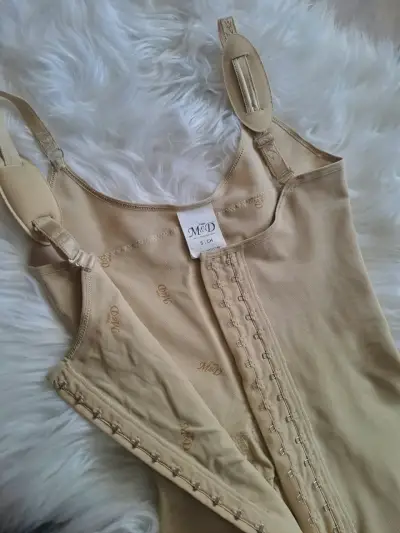 Faja  M&D con broches talla S - miniatura 1