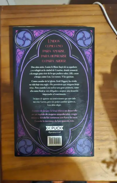 Libro Asesino de Brujas: La Bruja Blanca de Shelby Mahurin - miniatura 2