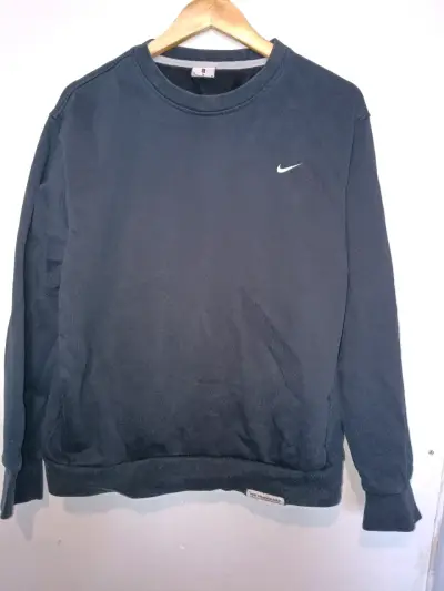 Polerón Nike Dri-Fit Negro Unisex - miniatura 1