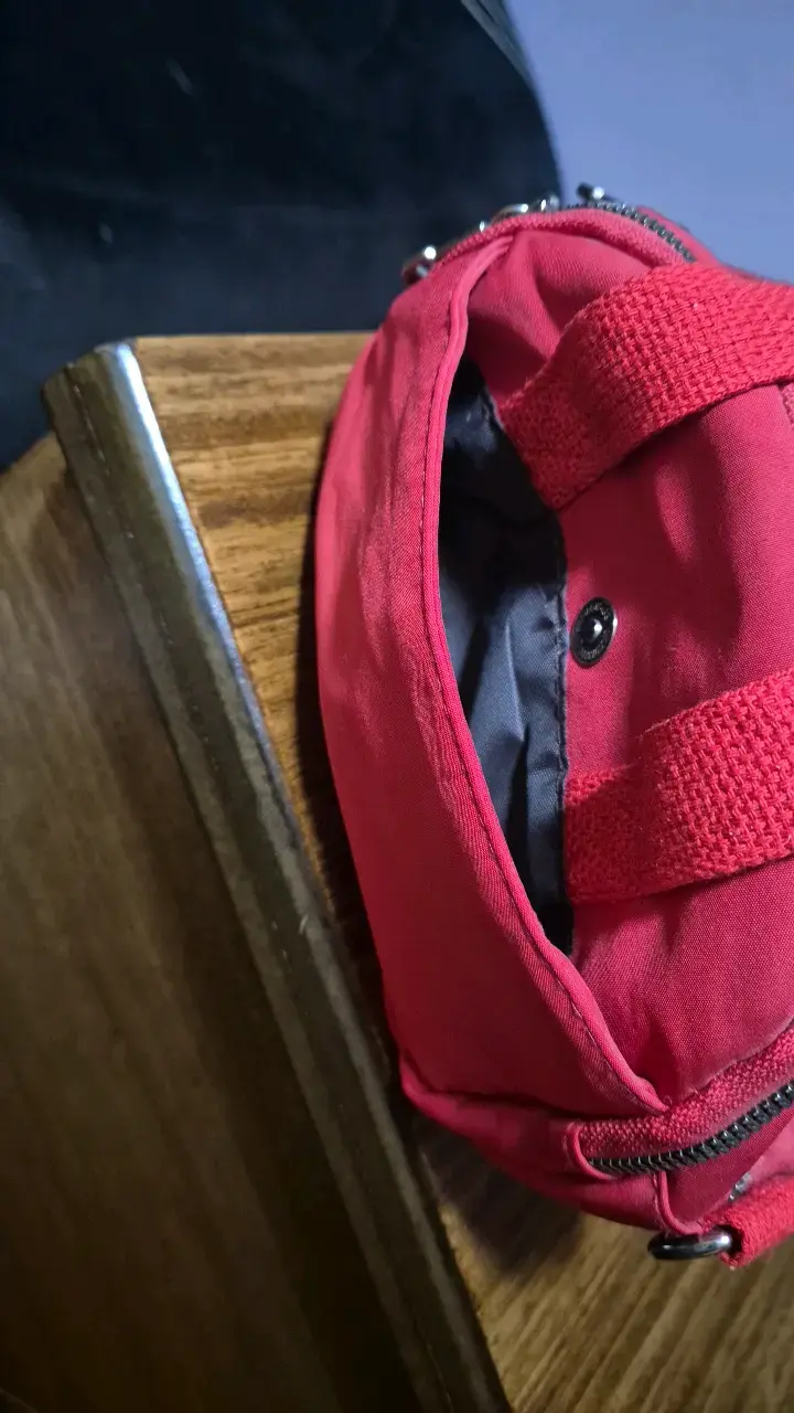 Bolso de mano rojo con triple cierre - 4