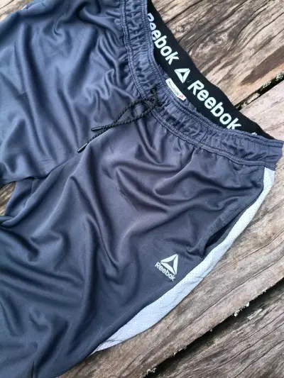 Pantalones deportivos Reebok azul marino - miniatura 2