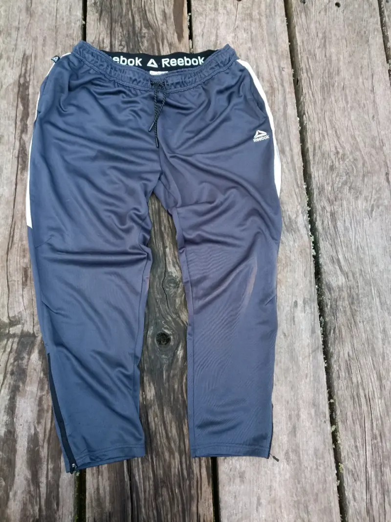 Pantalones deportivos Reebok azul marino - 6