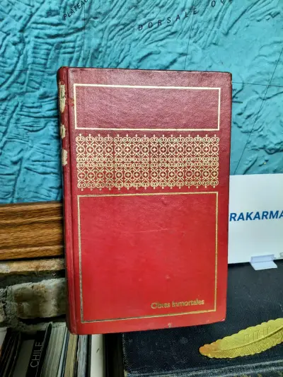 Libro Cuentos Escogidos de Voltaire Edición Antigua - miniatura 1